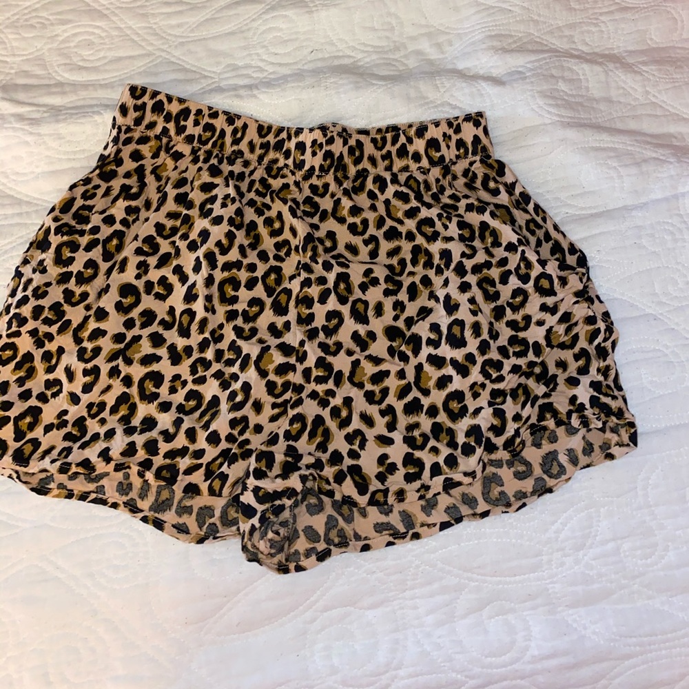 H & M CHEETAH SHORTS